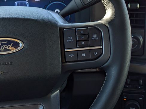 Used 2025 Ford F250 Lariat w/ Lariat Ultimate Package image 49