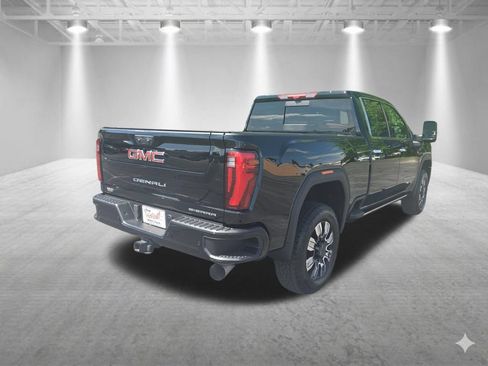 Certified 2024 GMC Sierra 3500 Denali w/ Denali Reserve Package AWD/4WD image 4