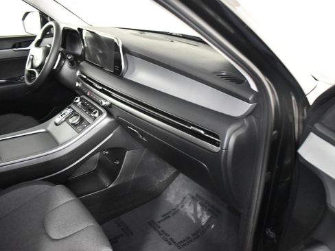 Used 2023 Hyundai Palisade SE image 41