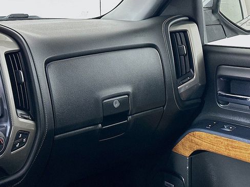 Used 2018 Chevrolet Silverado 1500 High Country AWD/4WD image 24