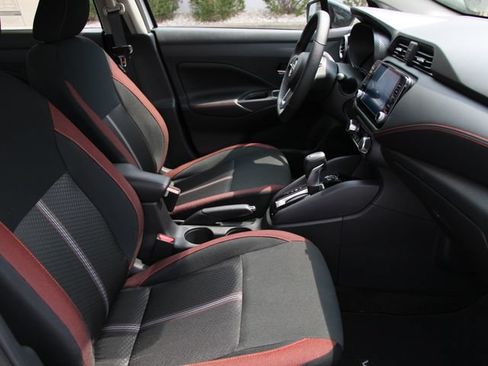 Certified 2025 Nissan Versa SR w/ Trunk Package FWD image 29