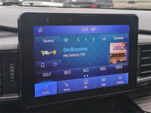 Used 2021 Ford Explorer Limited image 16