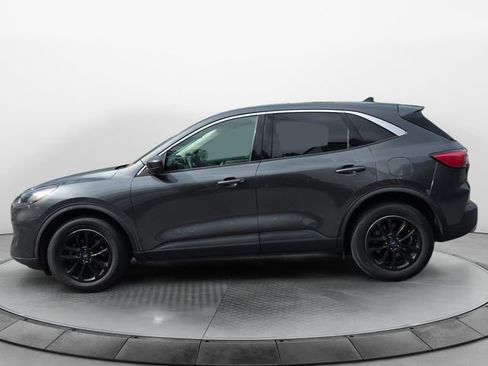 Used 2020 Ford Escape SE FWD image 2