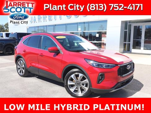 Certified 2025 Ford Escape Platinum w/ Premium Technology Package image 1