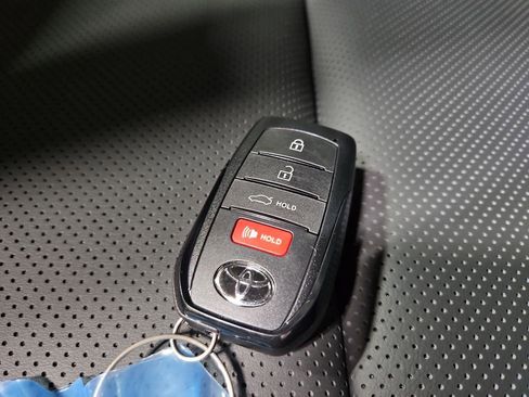 New 2026 Toyota Crown Platinum image 30