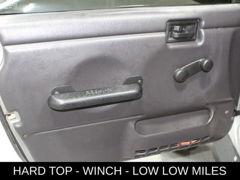Used 2000 Jeep Wrangler Sport AWD/4WD image 13