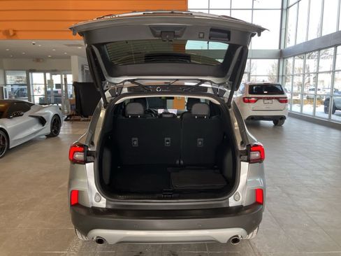 Used 2024 Ford Escape Platinum image 27