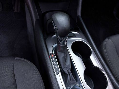 Used 2022 Chevrolet Malibu LS FWD image 21