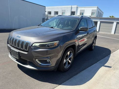 Used 2020 Jeep Cherokee Limited FWD image 2