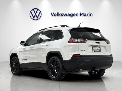 Used 2021 Jeep Cherokee Latitude Plus AWD/4WD image 3