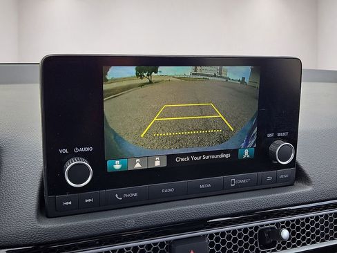 Used 2025 Honda Civic Sport image 25