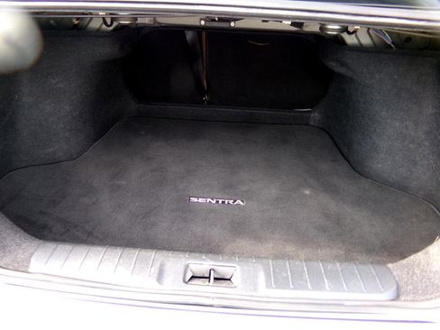 Used 2020 Nissan Sentra SV w/ SV Premium Package image 23