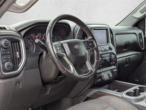 Used 2022 Chevrolet Silverado 1500 RST w/ Convenience Package II AWD/4WD image 9