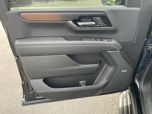 New 2026 GMC Yukon Denali w/ Advanced Technology Package AWD/4WD image 23