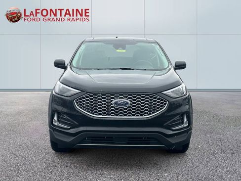 Used 2024 Ford Edge SEL w/ Convenience Package image 2
