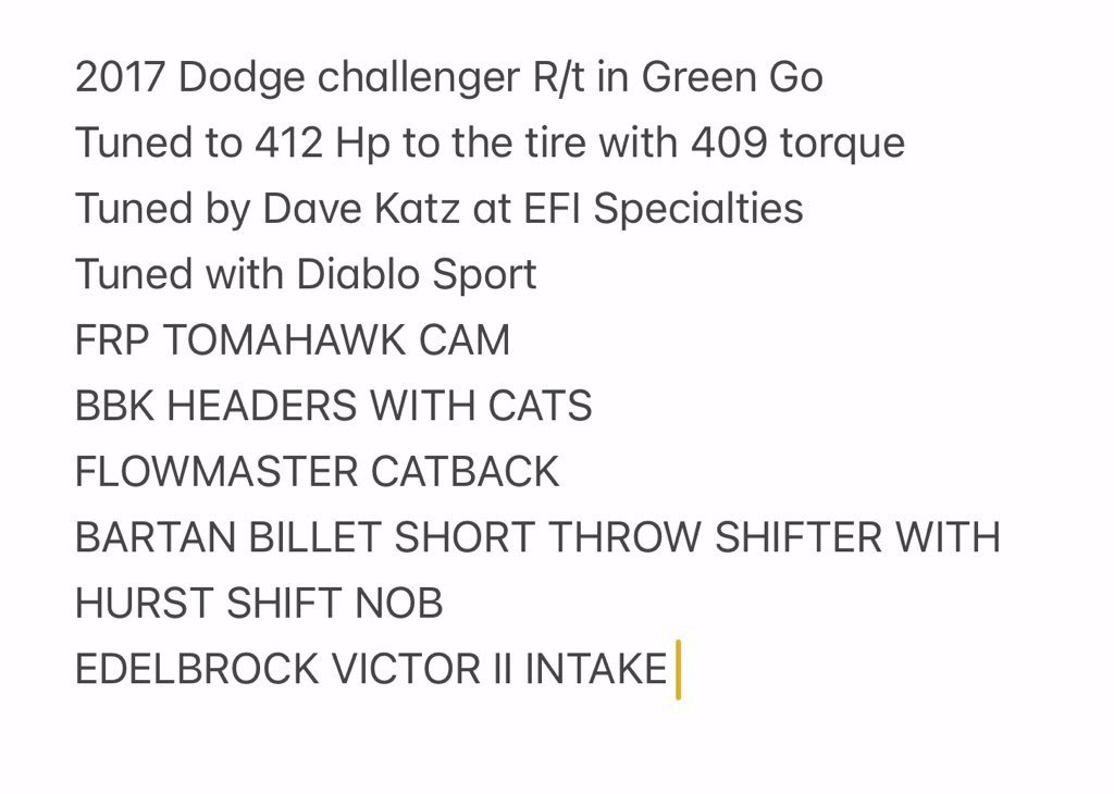 Used 2017 Dodge Challenger R/T w/ Cold Weather Group RWD image 28