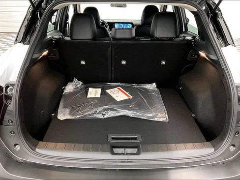 New 2026 Nissan Kicks SR w/ SR Premium Package FWD image 37