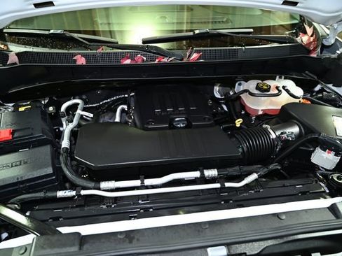 Used 2021 Chevrolet Silverado 1500 Custom image 21