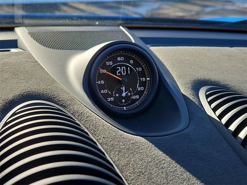 Certified 2025 Porsche 718 Cayman GT4 RS image 17