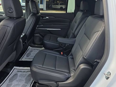 New 2026 Chevrolet Traverse LT w/ Midnight/Sport Edition FWD image 18