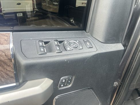 Used 2019 Ford F350 Lariat AWD/4WD image 20