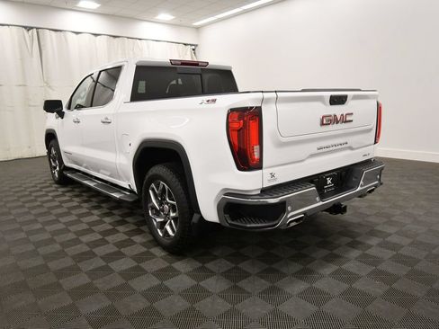 Used 2025 GMC Sierra 1500 SLT w/ SLT Premium Plus Package AWD/4WD image 5