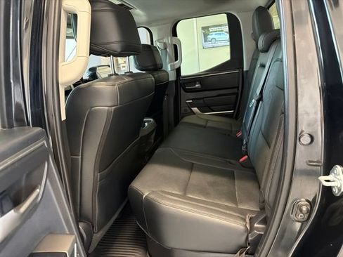 Used 2022 Toyota Tundra Limited w/ Power Package AWD/4WD image 17