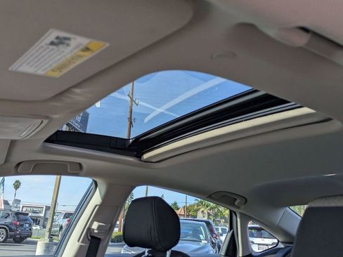 Certified 2023 Honda Accord EX image 6