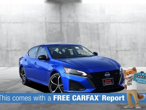 Used 2025 Nissan Altima 2.5 SR image 2