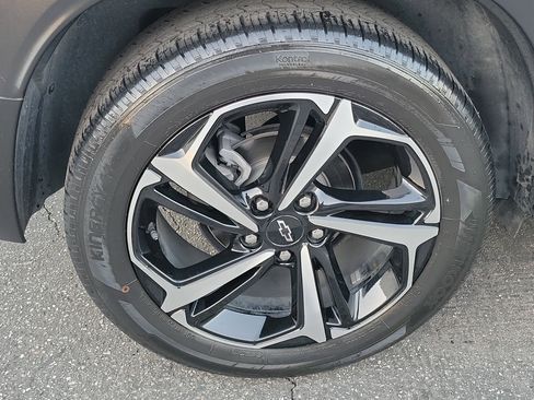 Used 2023 Chevrolet TrailBlazer RS w/ Sun and Liftgate Package image 24