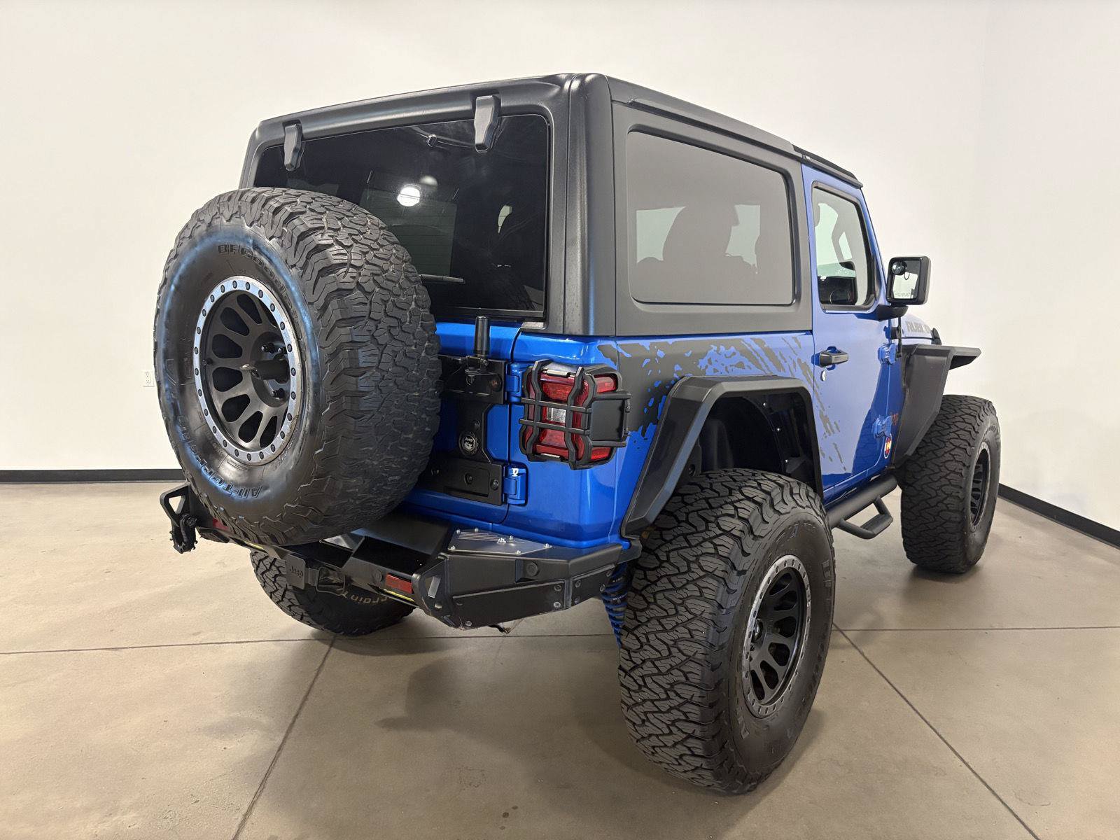 Used 2021 Jeep Wrangler Rubicon AWD/4WD image 3