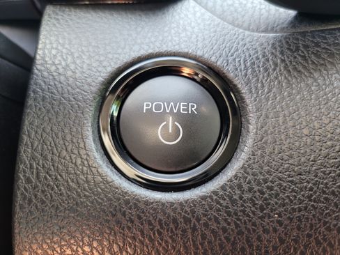 Used 2026 Toyota Camry XLE FWD image 26