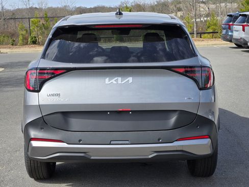 New 2026 Kia Sportage LX image 6