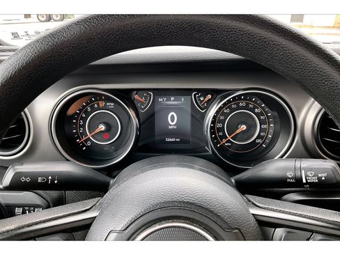 Certified 2022 Jeep Wrangler Unlimited Sport AWD/4WD image 23