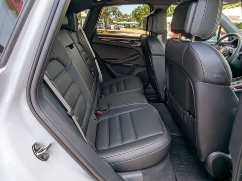 New 2026 Porsche Macan S image 24