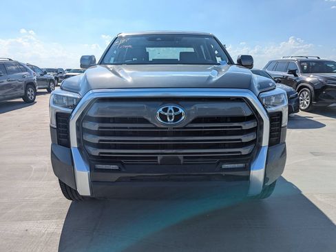 Used 2022 Toyota Tundra Limited AWD/4WD image 9