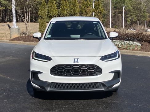 Certified 2024 Honda HR-V LX image 3