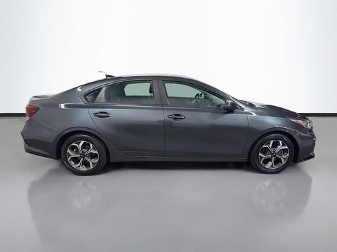 Used 2020 Kia Forte LXS FWD image 11