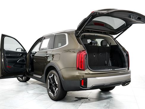 Used 2025 Kia Telluride S AWD/4WD image 10