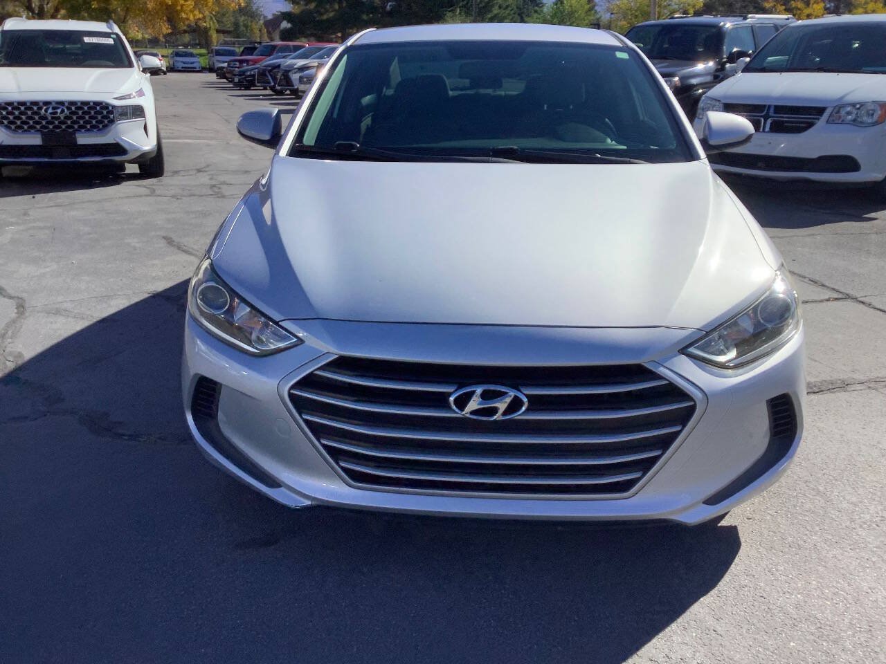 Used 2017 Hyundai Elantra SE FWD image 5