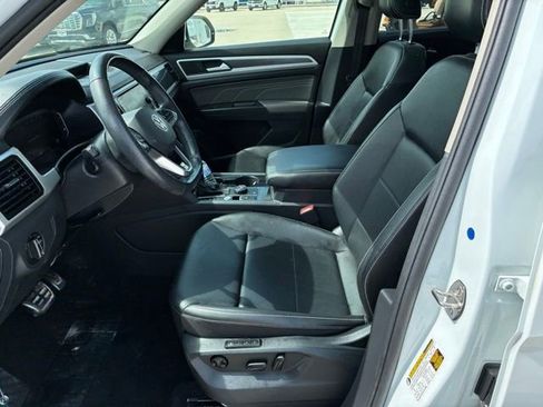Used 2022 Volkswagen Atlas SEL R-Line AWD/4WD image 12