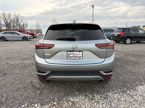 Used 2023 Buick Envision Essence image 4