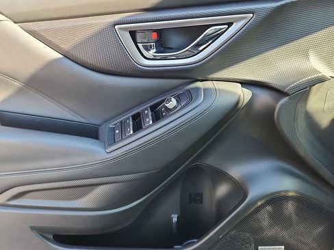 Used 2020 Subaru Forester Limited image 13