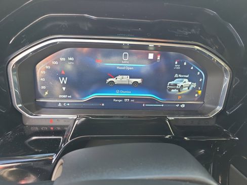 Used 2023 Chevrolet Silverado 1500 LT Trail Boss w/ LT Trail Boss Premium Package image 17