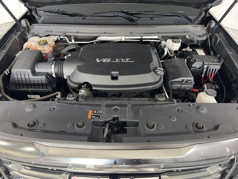 Used 2022 GMC Canyon AT4 image 9