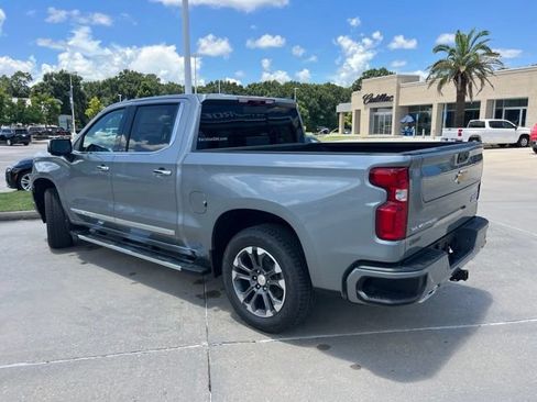 New 2026 Chevrolet Silverado 1500 High Country w/ Technology Package AWD/4WD image 5