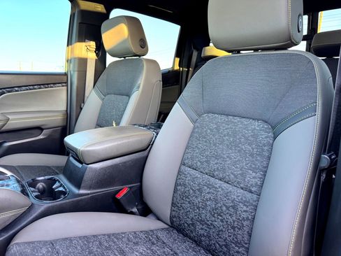 Used 2024 Chevrolet Colorado ZR2 image 12