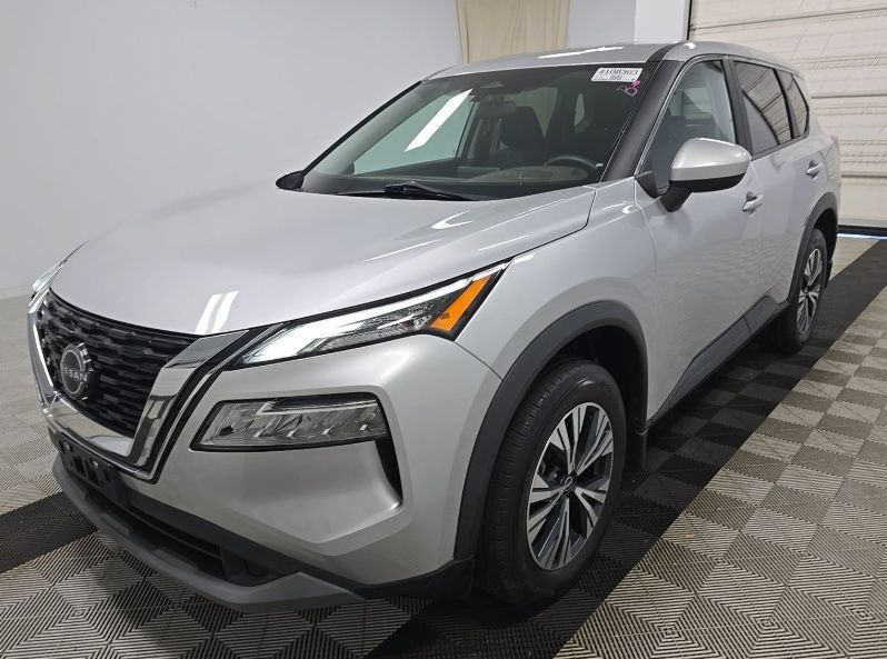 Used 2023 Nissan Rogue SV AWD/4WD image 2