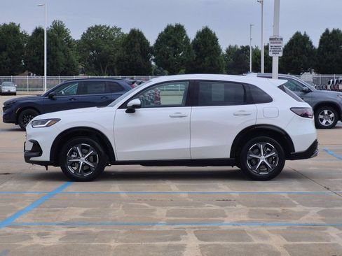 Used 2024 Honda HR-V EX-L image 10