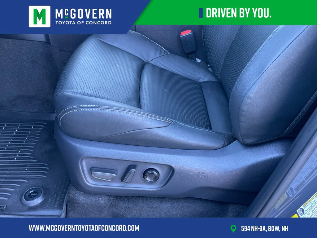 Used 2026 Toyota 4Runner Limited AWD/4WD image 12